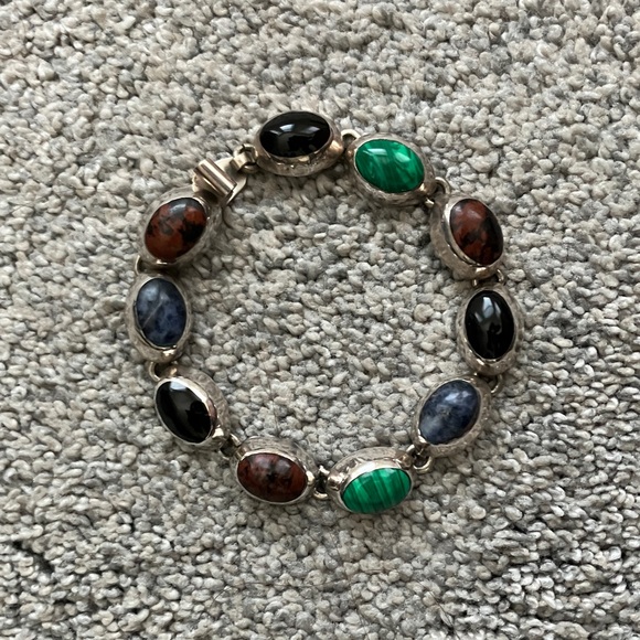 Gorgeous Vintage Taxco Multi-Stone Cabochon and Sterling Linked Bracelet - Picture 8 of 11